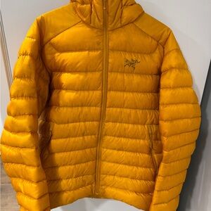 Arc'teryx Men's Vibrant Orange Performance Jacket